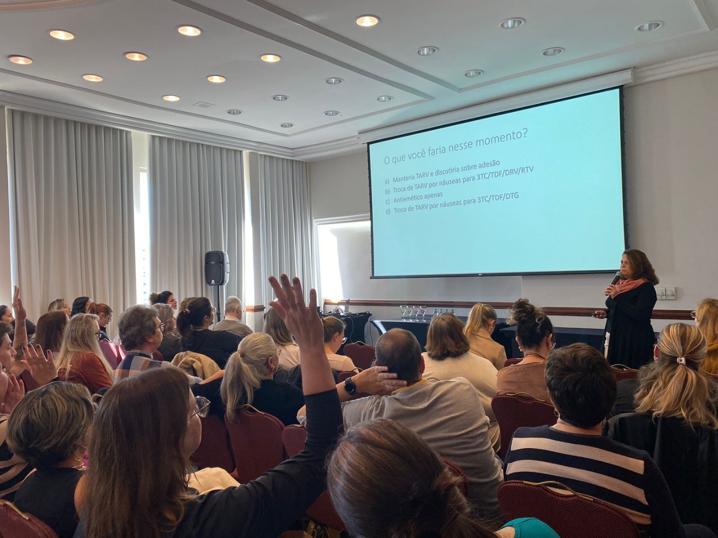 07.06.24 - Em Curitiba, oficina atualiza profissionais da saúde sobre o cuidado de pessoas com HIV ou aids.jpeg