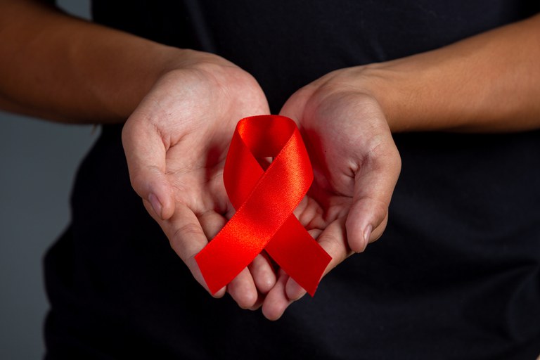 06.03.24 - SUS irá disponibilizar medicamento para pessoas multirresistentes ao tratamento para HIV.jpg