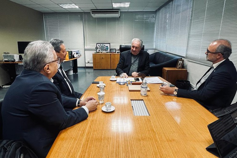 Da dir. para esq.: Mauricio Abijaodi, José Luiz Scroccaro, Luis André Muniz e Humberto Gonçalves