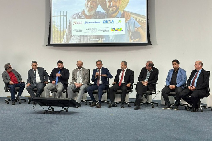 Coletiva de imprensa do lançamento da campanha Agro Amigo: Microcrédito Pertinho da Gente