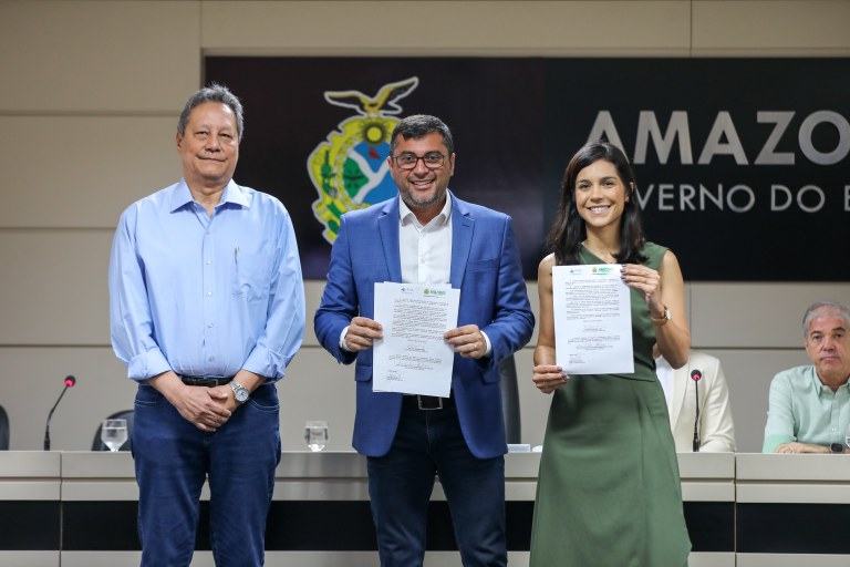 Da dir. para a esq.: Ana Carolina Argolo, Wilson Lima e Luis André Muniz