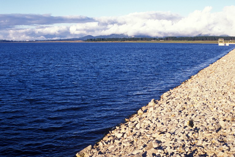Barragem do reservatório do Iraí em Curitiba (PR)