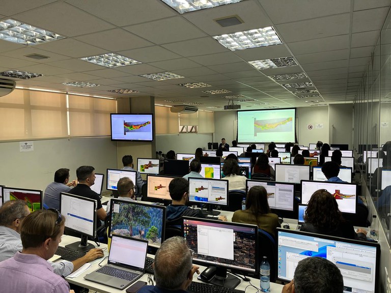 WhatsApp Image 2025-05-09 at 15.11.50 (1).jpeg