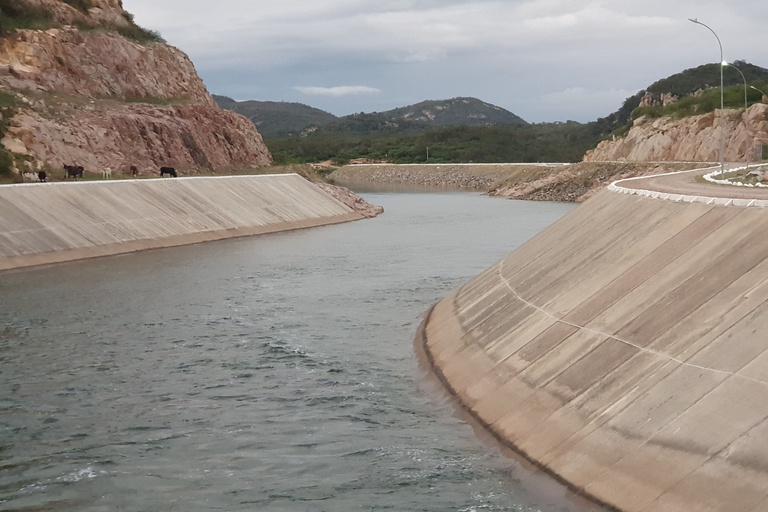 Canal_do_PISF.jpg