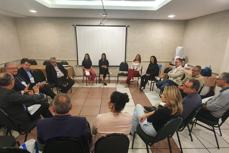 Reunião da ANA com representantes de oito estados