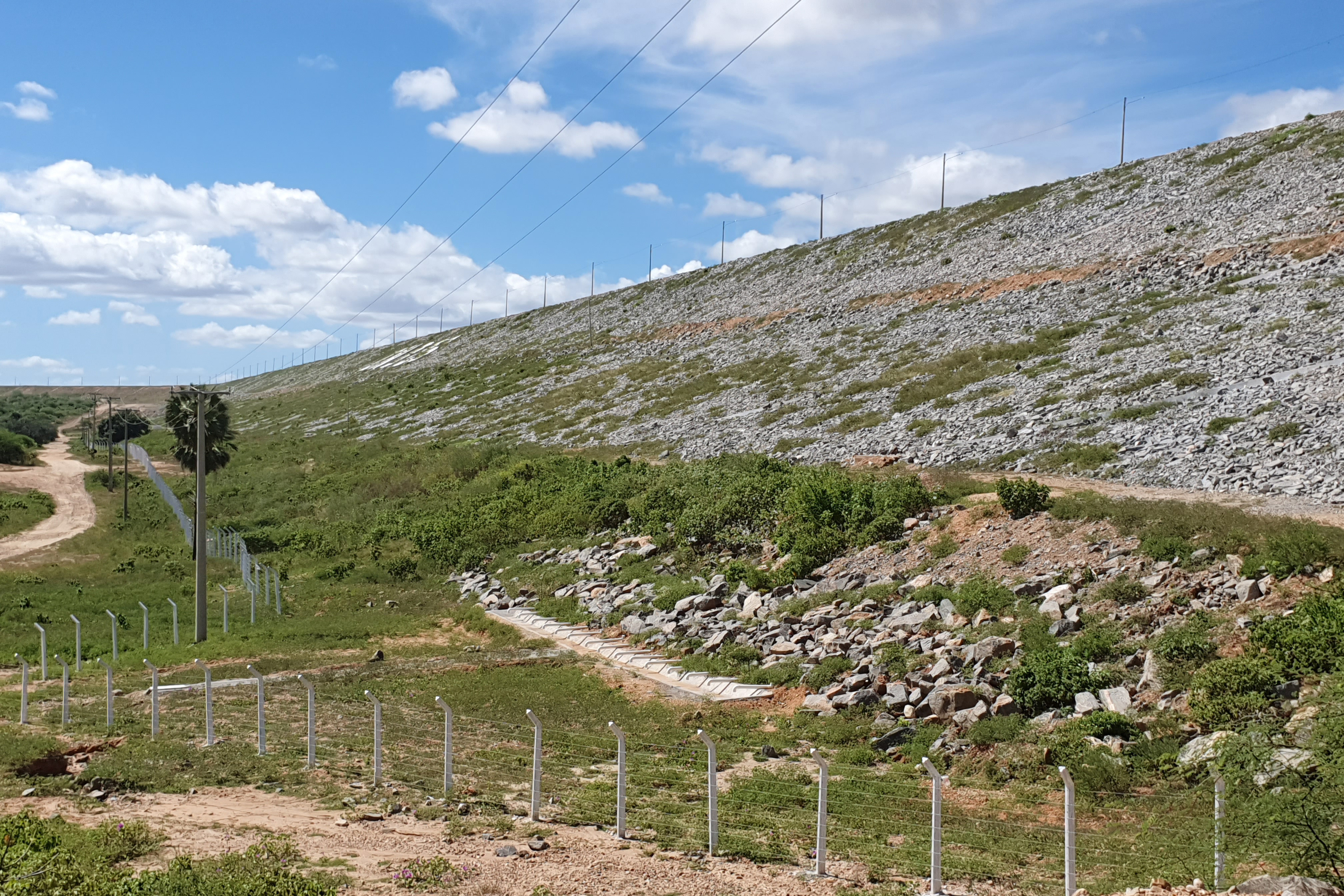 Barragem do Açude Armando Ribeiro Gonçalves (RN)