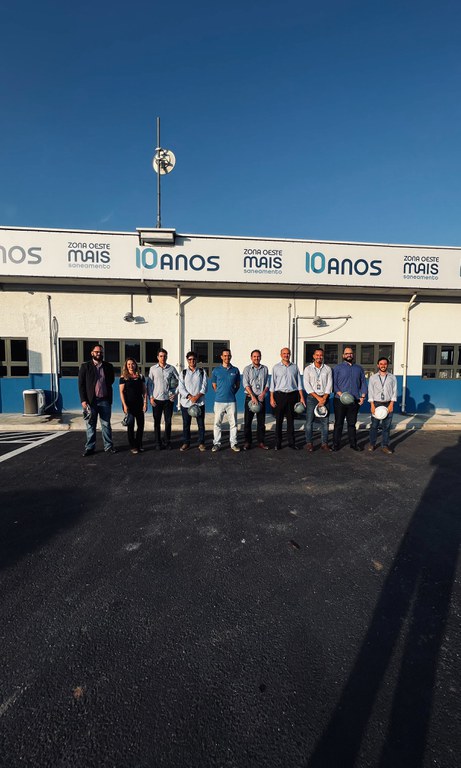Comitiva da ANA e de representantes da Zona Oeste Mais Saneamento na Estação de Tratamento de Bangu (ETE Bangu)