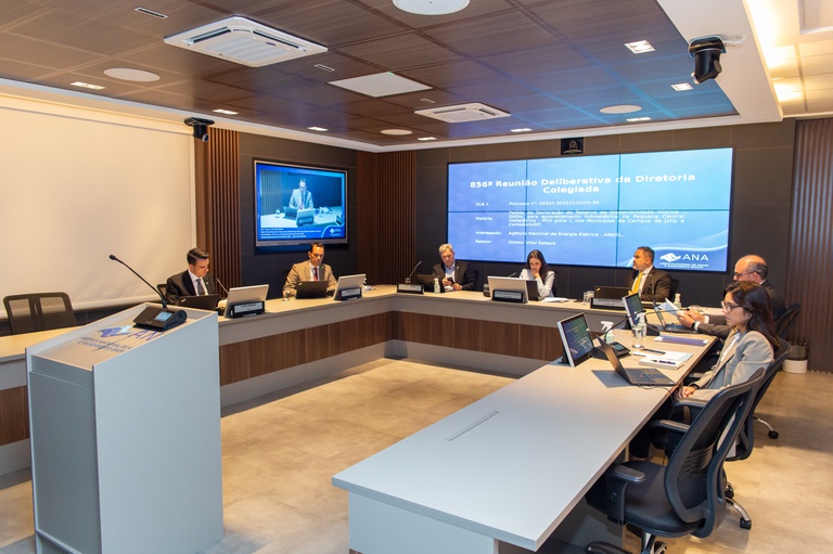 Diretoria Colegiada em reunião deliberativa