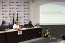 Porfírio Loureiro, Rodrigo Flecha e Antenor de Jesus Filho (da esq. para dir.) discursam na abertura do curso