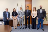 Diretor-presidente interino recebe representante da PGR para firmar Acordo de Cooperação Técnica de saneamento