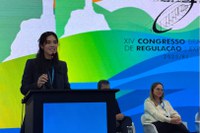 Diretora da ANA discute eventos climáticos e seus efeitos sobre os recursos hídricos no 14º Congresso Brasileiro de Regulação no Rio de Janeiro