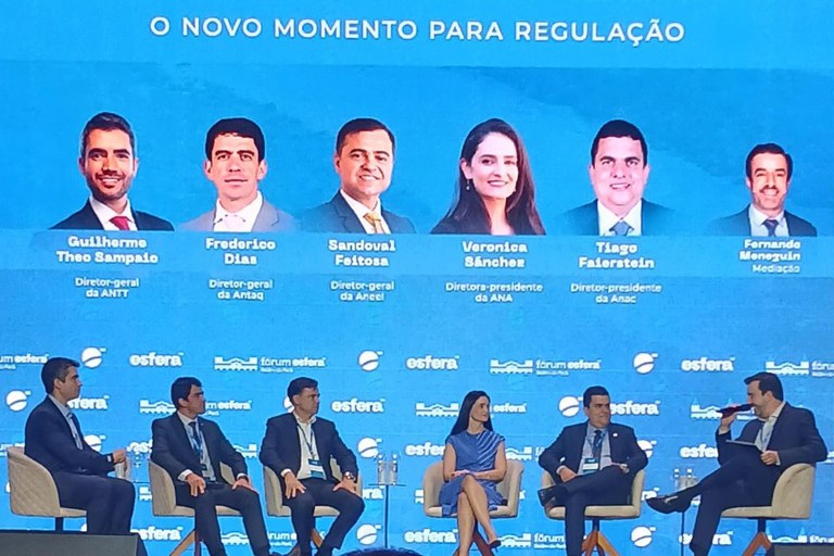 Diretora-presidente da ANA, Veronica Rios, participa de painel sobre sustentabilidade e o papel das agências reguladoras no Fórum Esfera Internacional em Belém (PA)