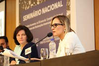 Diretora-presidente debate interface entre direitos humanos e recursos hídricos durante seminário nacional