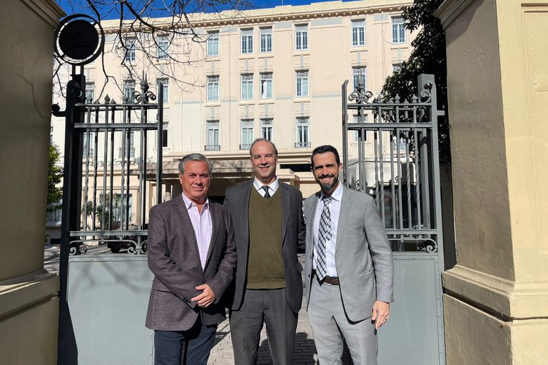 Da dir. para esq.: Filipe Sampaio, Miguel Doria e Lupércio Ziroldo