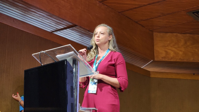 Superintendente adjunta Renata Maranhão apresenta Jornadas de Capacitação para participantes do 26º ENCOB
