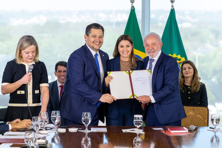 WhatsApp Image 2025-08-28 at 17.45.42 (1).jpeg