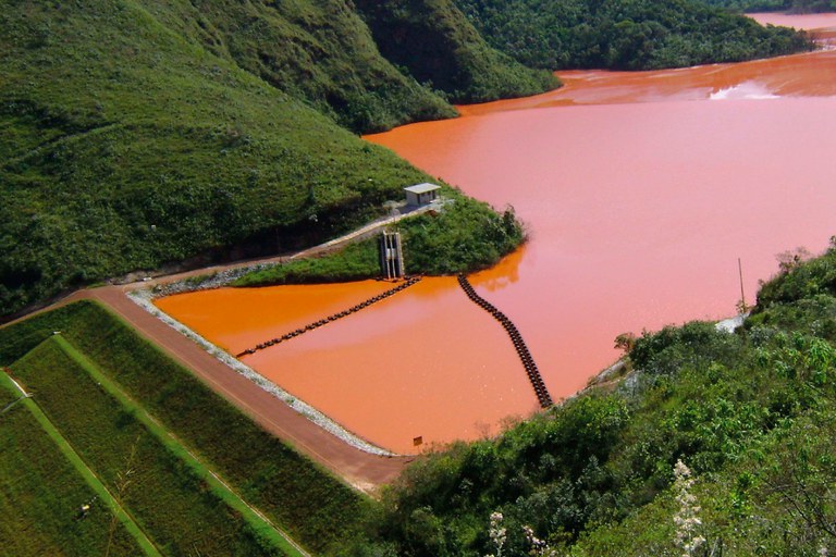 Barragem de rejeito de minério