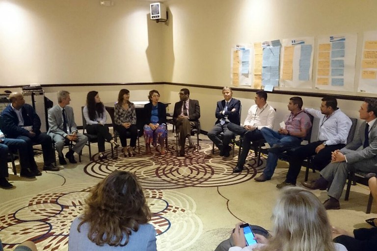 Reuniao Republica Dominicana.jpg