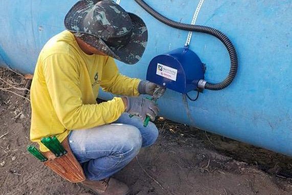 Instalação da estação piloto em ponto de captação no rio Javaés