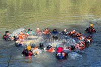 Servidores da ANA e funcionários do SGB realizam capacitação sobre salvamento em águas rápidas