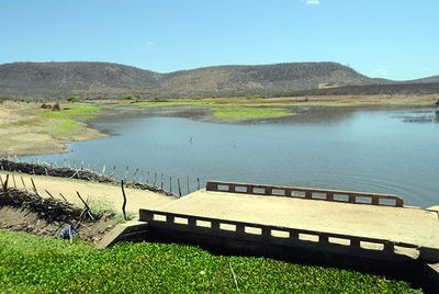 Açude em Antonina do Norte (CE) - Zig Koch / Banco de Imagens ANA