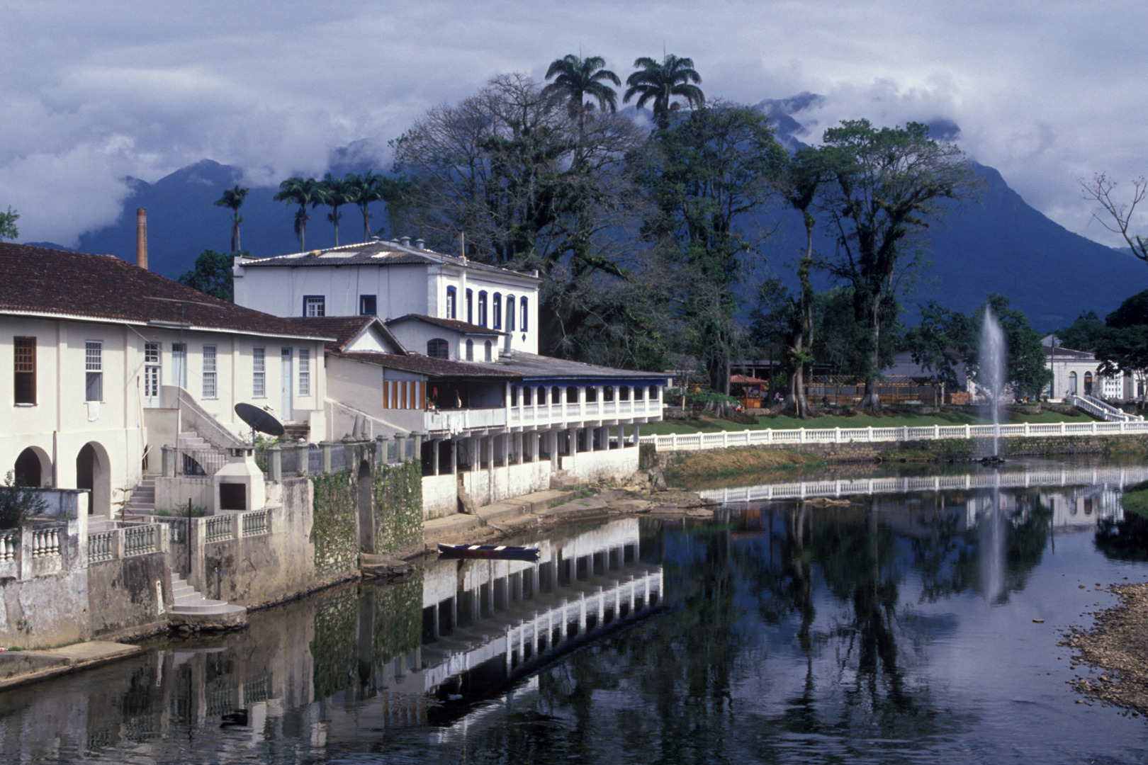 ATSU_176 PRMO408- Rio Nhundiaquara - Morretes - PR - Zig Koch copiar.jpg