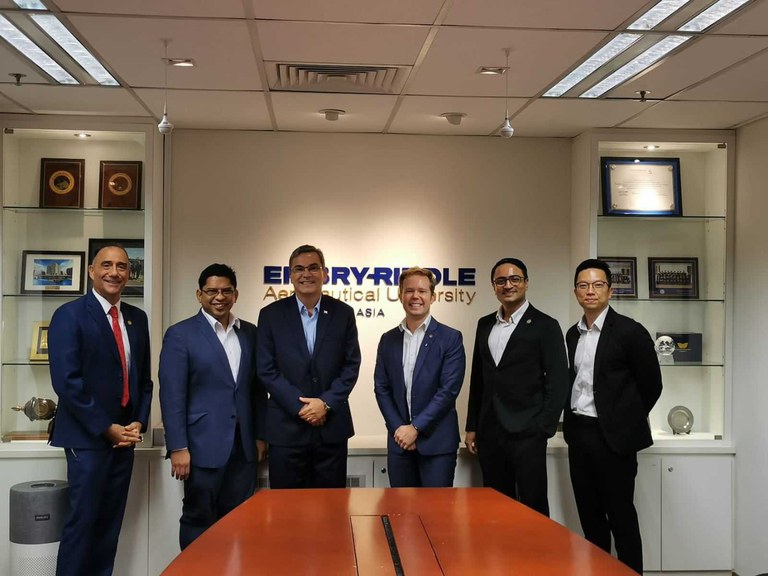 Visita oficial da ANAC à Autoridade de Aviação Civil de Singapura