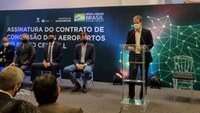 ANAC e CCR assinam contrato de concessão dos aeroportos do Bloco Central