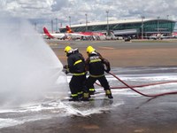 Isenção para especialização de bombeiros de aeródromo é prorrogada até 31 de agosto