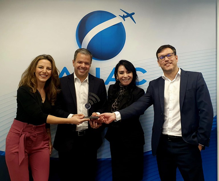 Mariana Dalcanale, superintendente de Gestão de Pessoas da ANAC; Juliano Noman, diretor-presidente; Joselma Fonsêca Oliveira, SOBRATT; e Marcelo Bernardes, superintendente de Planejamento Institucional da ANAC