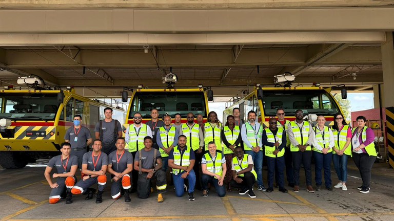 Visita ao Aeroporto.jpg