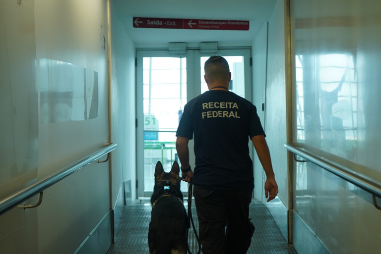 Receita Federal - Aeroporto (2).JPG