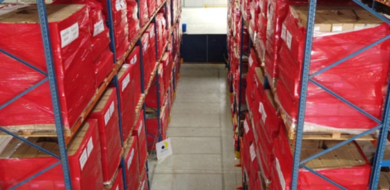 Produtos lacrados pela Anatel em centro de distribuição da Multilaser, 8/11/2023