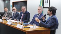 Anatel participa de audiência sobre bloqueio de sites ilegais de apostas na Câmara dos Deputados