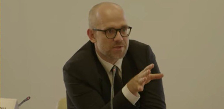 Pesquisador e escritor bielorrusso Evgeny Morozov em encontro na Anatel, 1º/9/2023