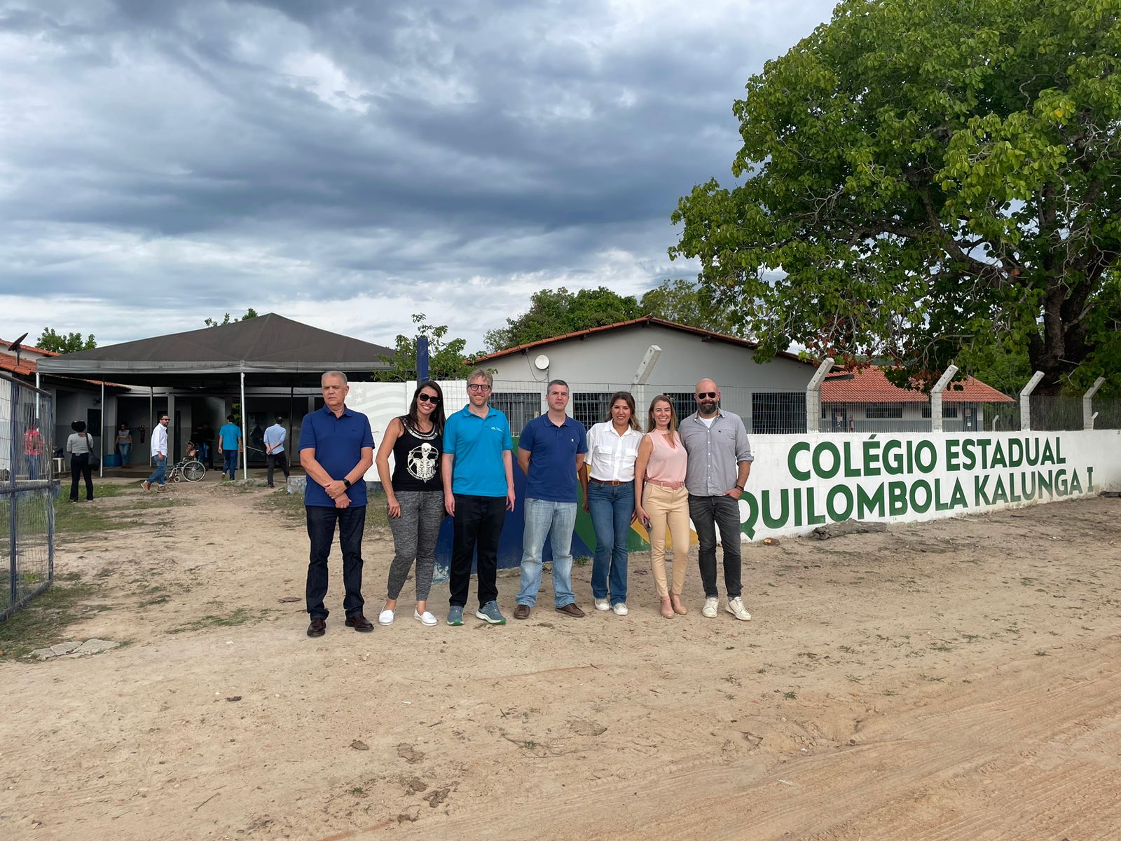 grupo na 1ª escola.jpg