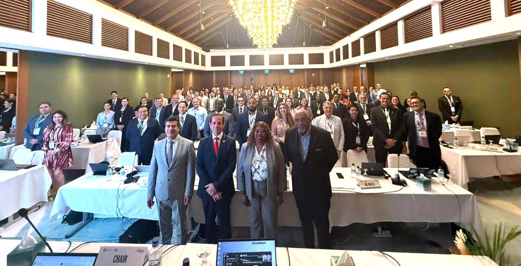 Foto registra grupo de participantes da CCPII