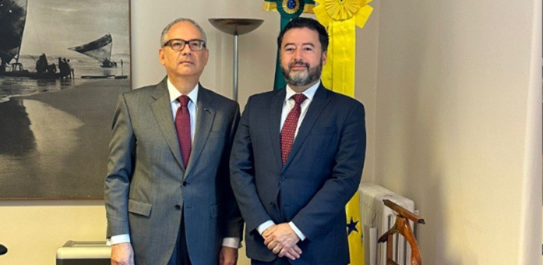 AF_embaixada_italia_interna_720x375px.jpeg