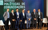 Conselheiros da Anatel debatem futuro regulatório e conectividade em seminário