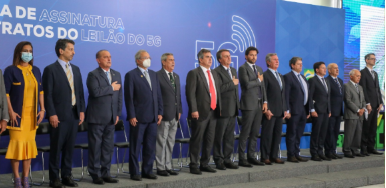 Foto da cerimônia de assinatura dos contratos de 5G no Planalto Foto de Cléverson Oliveira