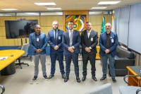 Inovação e segurança em rodovias são temas de reunião com setor de transporte de cargas