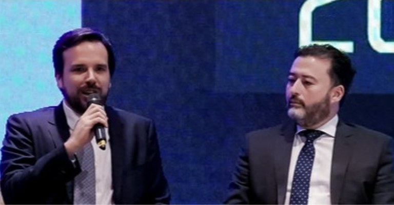 Presidente da Anatel, Carlos Baigorri, à esquerda; e o conselheiro diretor da agência reguladora Alexandre Freire, à direita