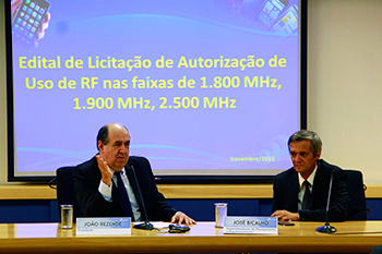 Presidente da Anatel, João Rezende, e o superintendente de Planejamento e Regulamentação, José Alexandre Bicalho