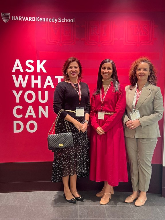 Servidoras concluem o Programa Emerging Leaders da Harvard Kennedy School