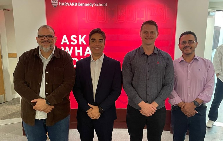 Servidores da Anatel participam de curso sobre Inteligência Artificial na Harvard Kennedy School