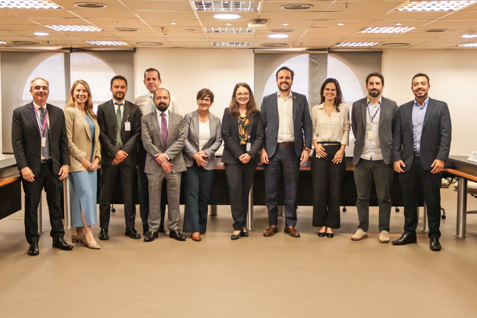 Anatel e OCDE intensificam a cooperação e a troca de informações entre as instituições