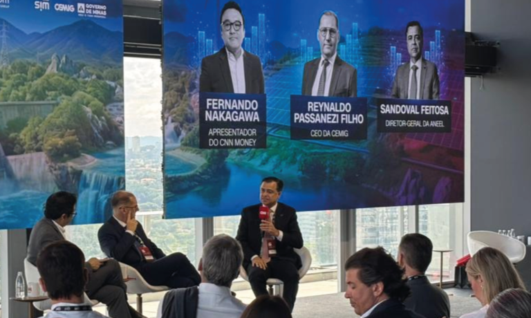 ANEEL integra debate sobre o futuro da matriz energética brasileira_materia