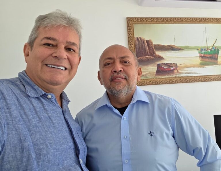 Joeder de Oliveira e Clauton Fonseca Sampaio