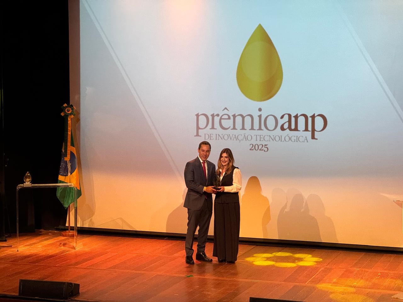 Personalidade da academia - Leonie Asfora Sarubbo