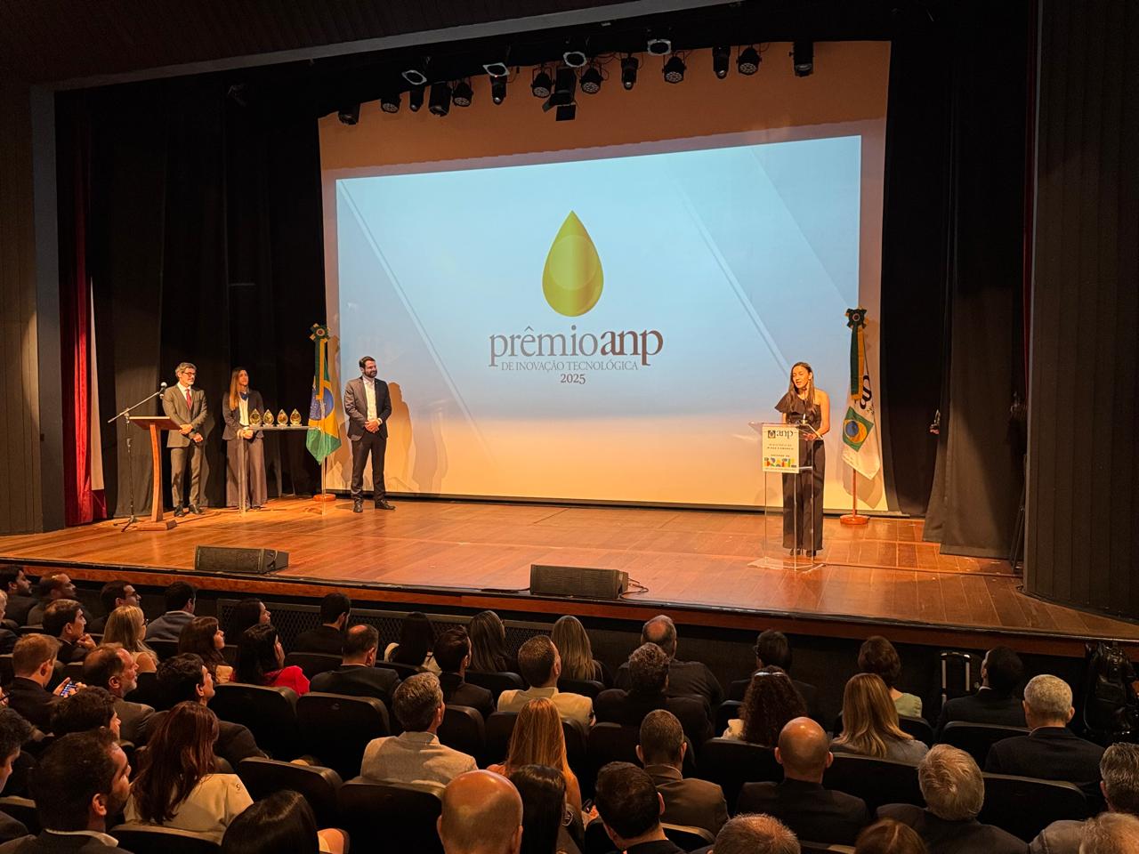 Categoria PRH - "TCC de Graduação"